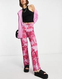 Topshop knot front straight leg trouser in pink abstract print v akcii za 13€ v asos