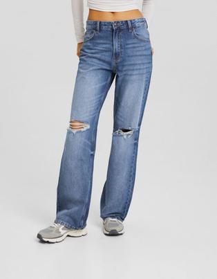 Bershka 90s wide leg ripped jeans in indigo wash v akcii za 17,99€ v asos