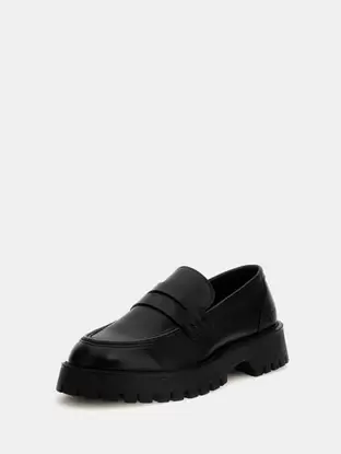 Gorizia genuine leather loafers v akcii za 145€ v Guess