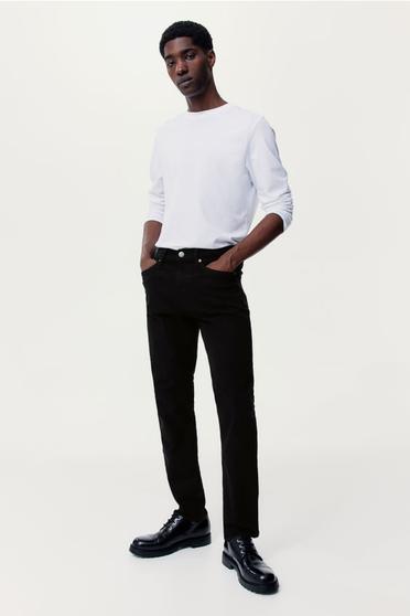 Slim Jeans v akcii za 24,99€ v H&M