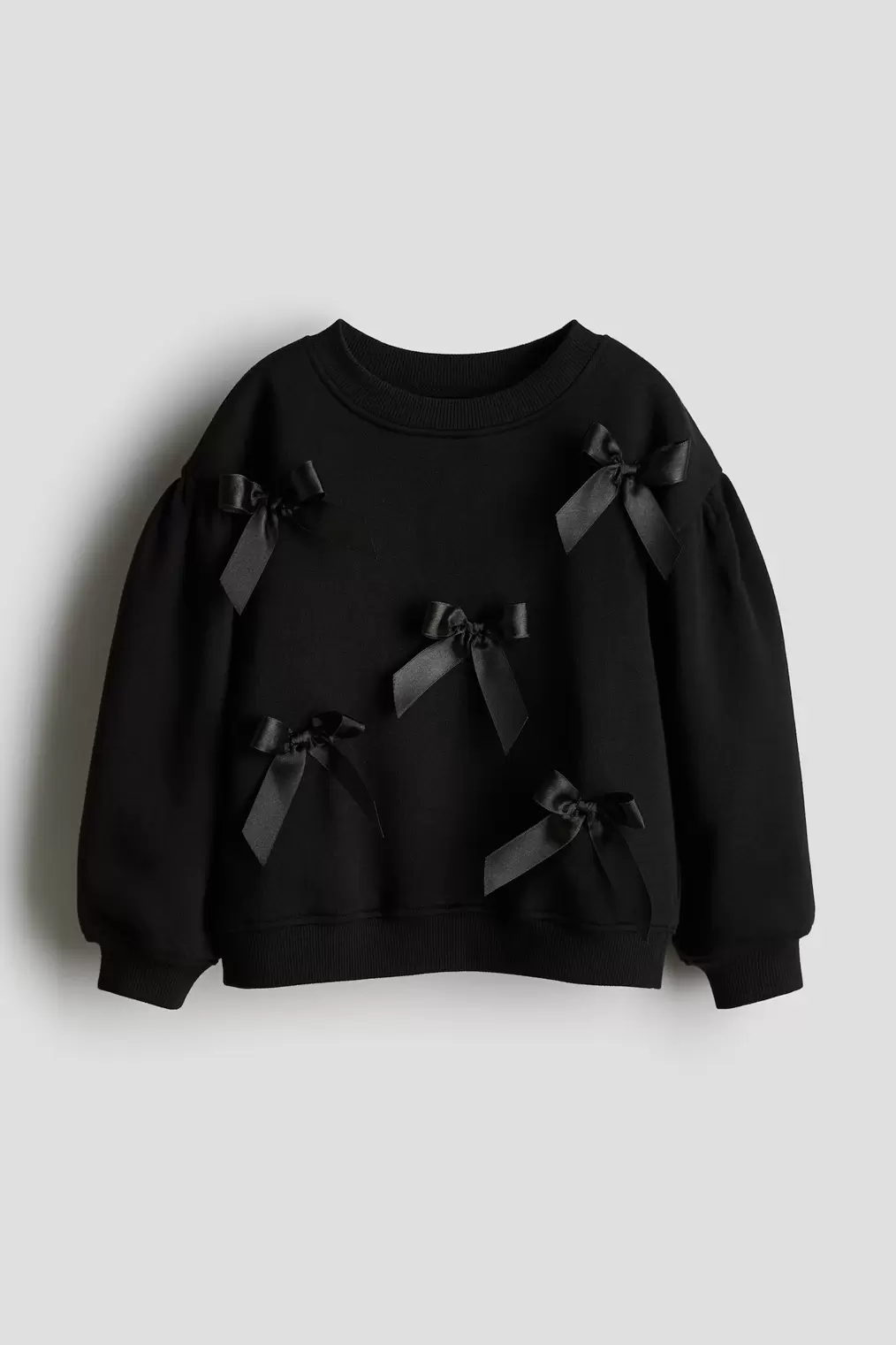 Tepláková mikina s volánmi v akcii za 14,99€ v H&M