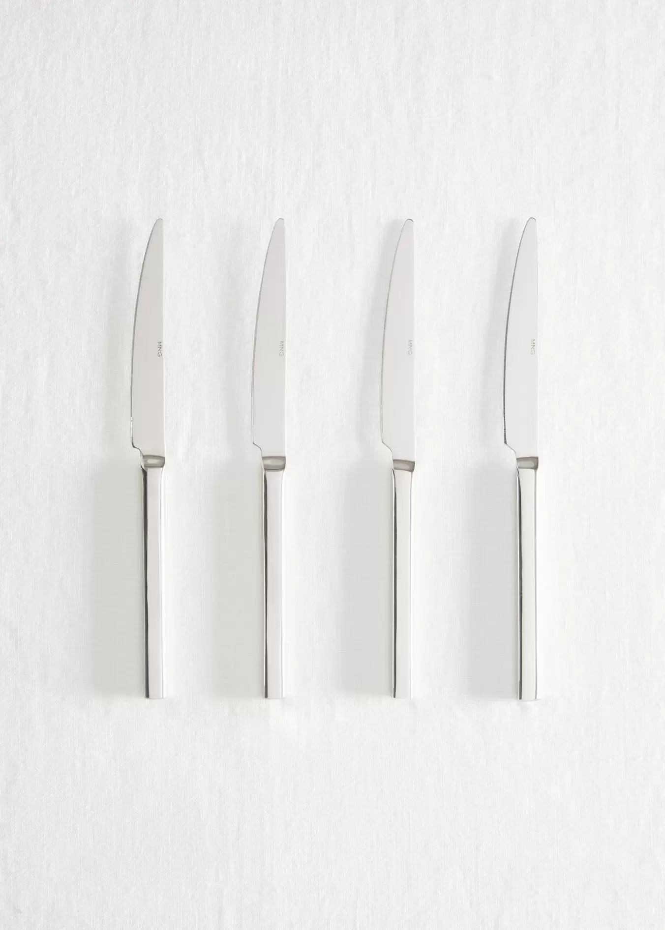 Pack of 4 100% steel knives v akcii za 22,99€ v Mango