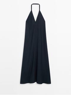 Šaty s odhaleným chrbtom s ramienkami v akcii za 99,95€ v Massimo Dutti