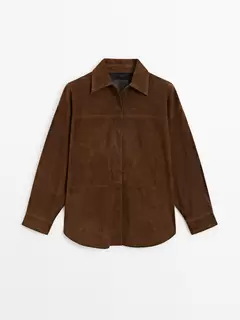 Oversize košeľa zo semišovej kože v akcii za 299€ v Massimo Dutti