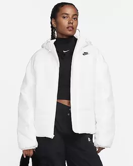 Nike Sportswear Classic Puffer v akcii za 90,99€ v Nike