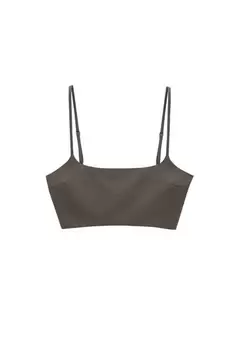 Skrátený top na ramienka v akcii za 15,99€ v Pull & Bear