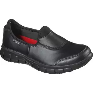 Skechers SURE TRACK v akcii za 90,95€ v Sportisimo